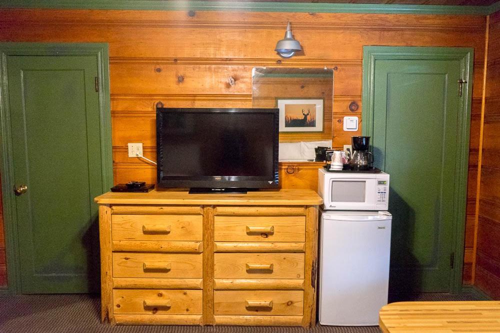Shaver Lake Village Hotel Екстериор снимка