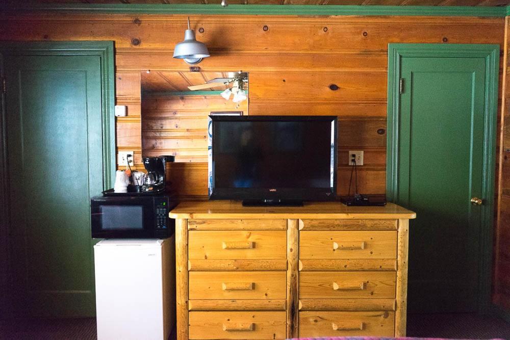 Shaver Lake Village Hotel Екстериор снимка