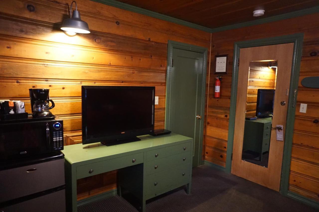 Shaver Lake Village Hotel Екстериор снимка