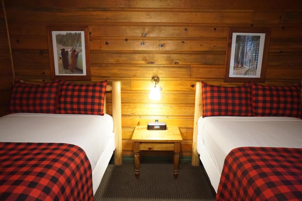 Shaver Lake Village Hotel Екстериор снимка