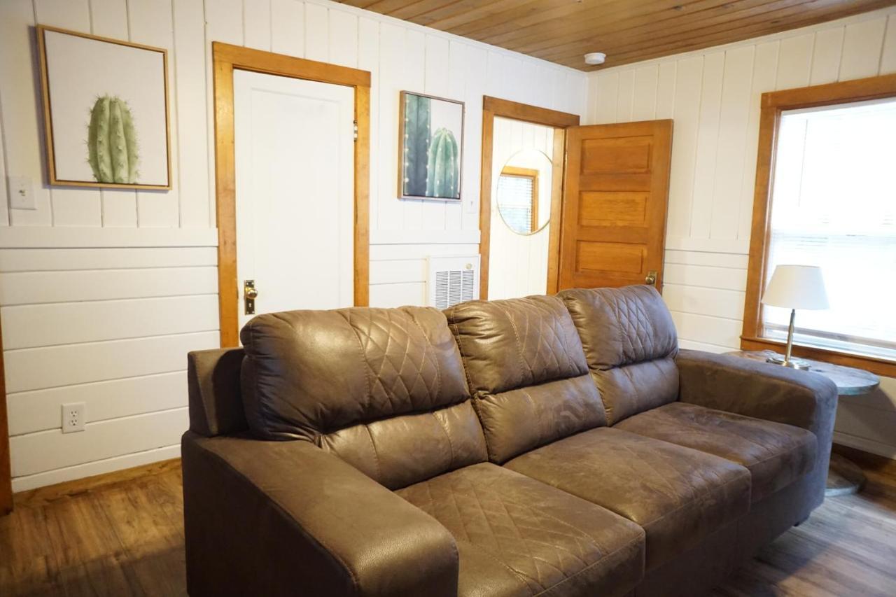 Shaver Lake Village Hotel Екстериор снимка