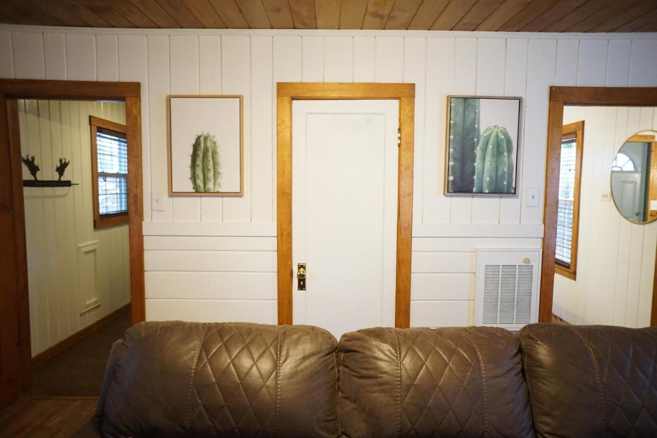Shaver Lake Village Hotel Екстериор снимка